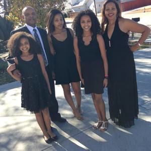 Meet your Posher, Zebene